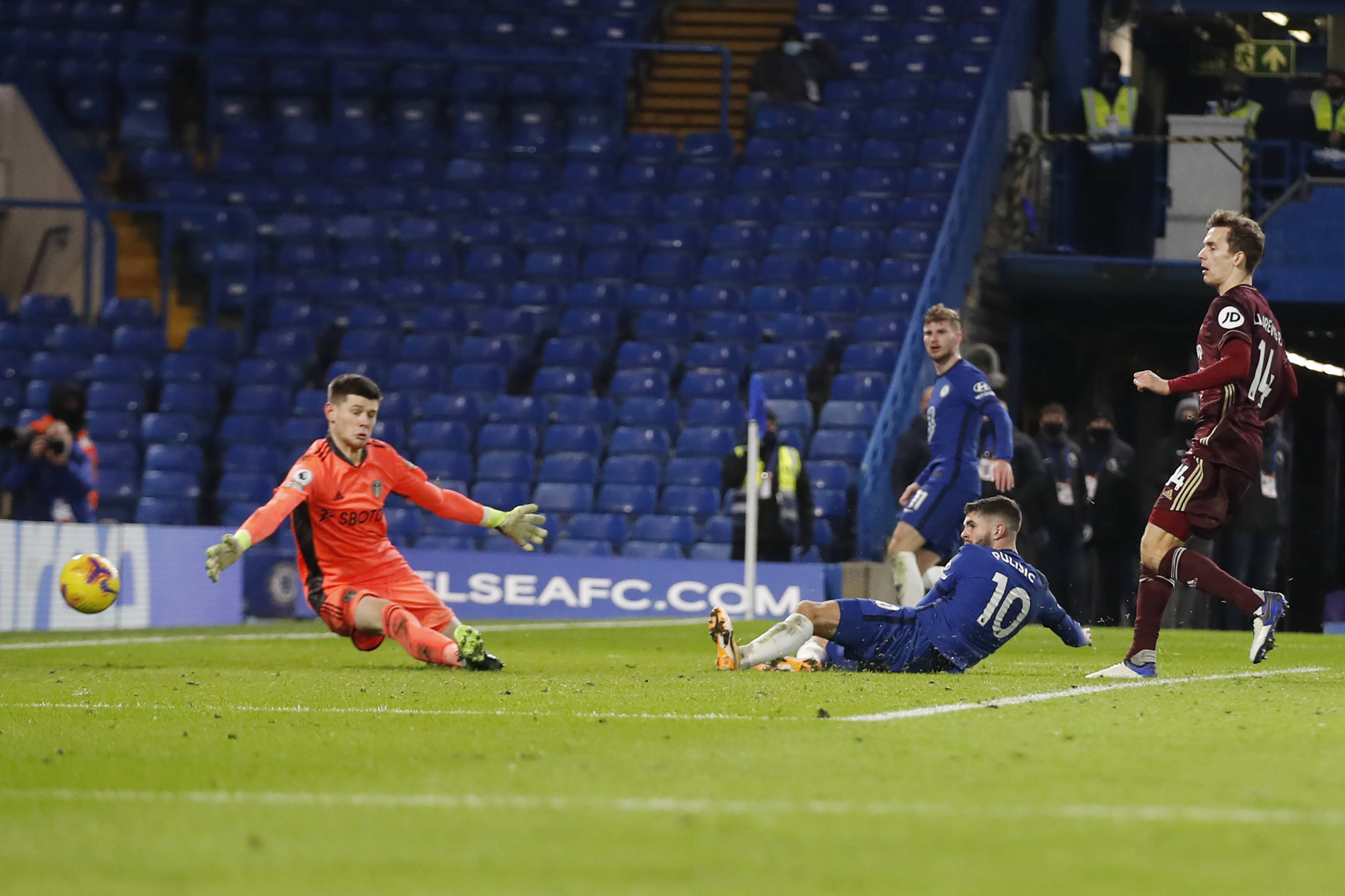 被纽卡击败 被纽卡击败