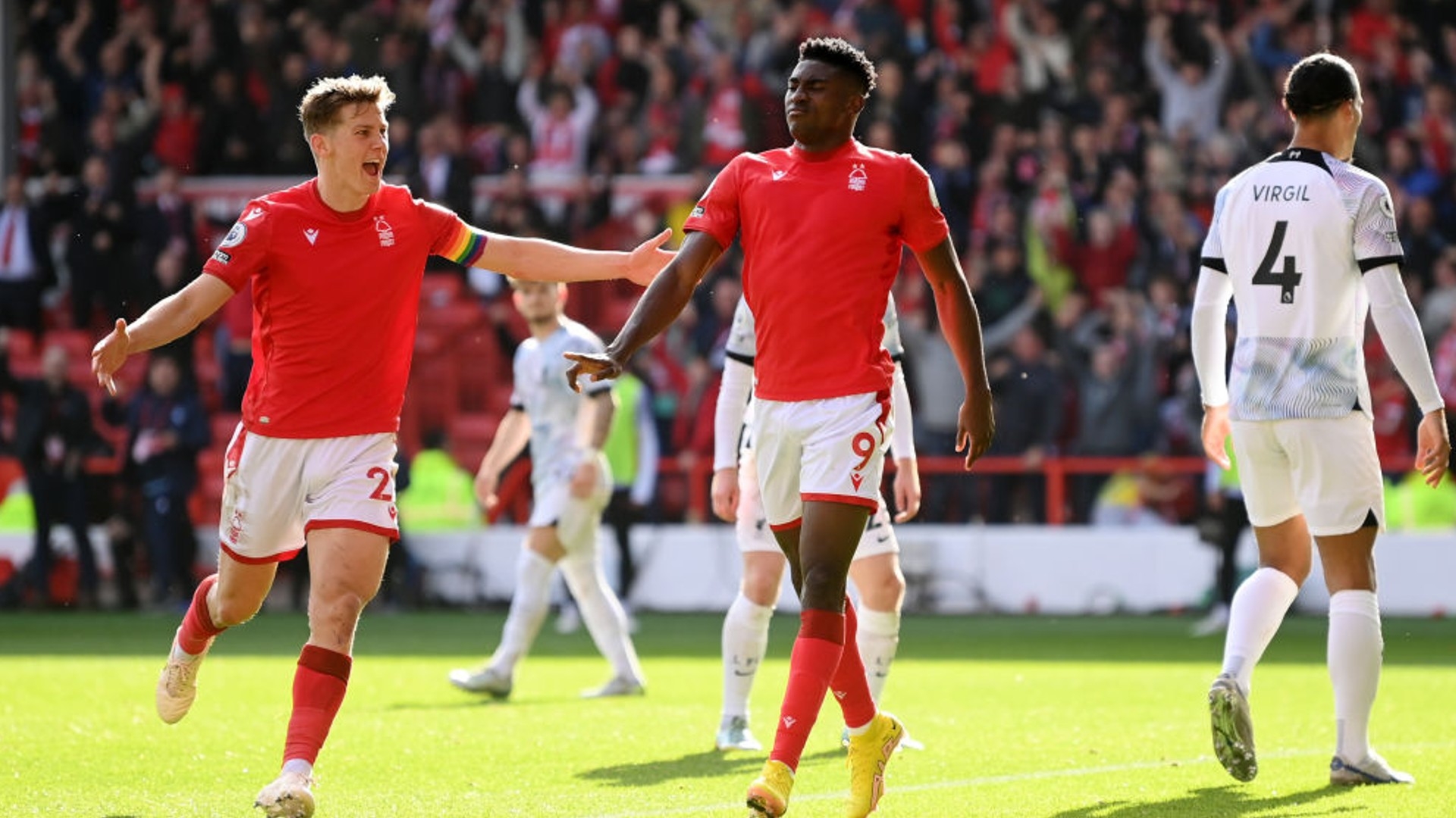 析曼聯與穆 析曼聯與穆